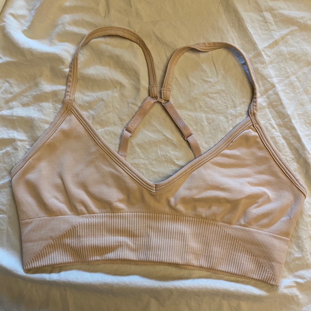 Lululemon Ebb to street sports bra